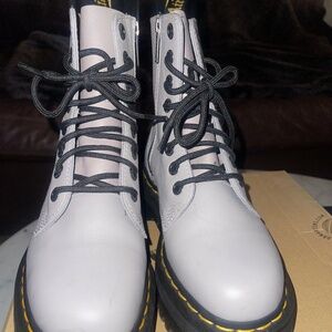 Gray Dr. Martins boots quad, retro, brand new (Jadon III zinc GREY)